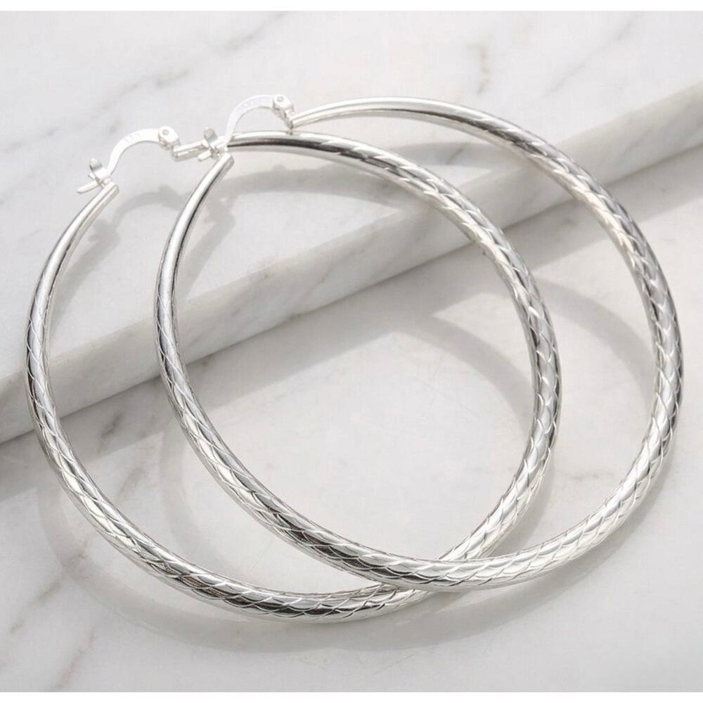 70CM 925 Stamp Silver Color Hoop Earrings Lattice Facet Cut Very Light
